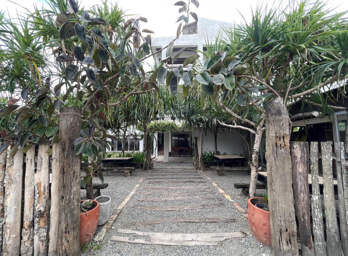 Akkaw Baler Hometel Exterior photo