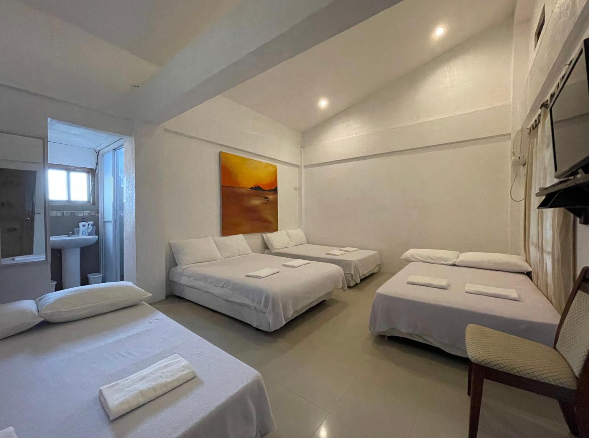 Akkaw Baler Hometel Room photo