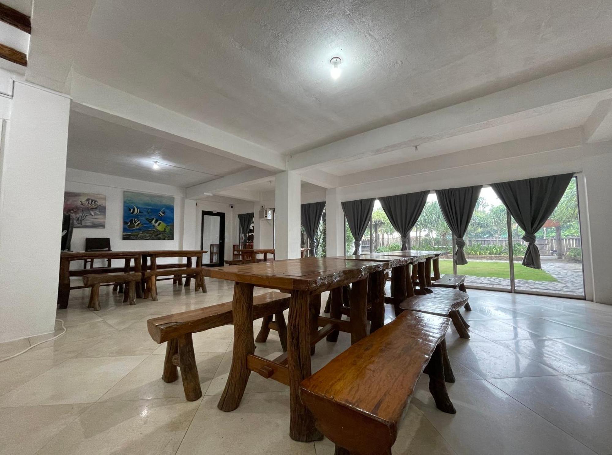Akkaw Baler Hometel Exterior photo
